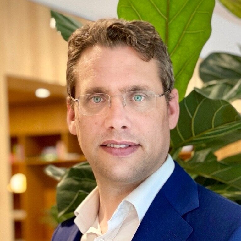 Dirk Meuleman | CEO, Phenix Capital Group